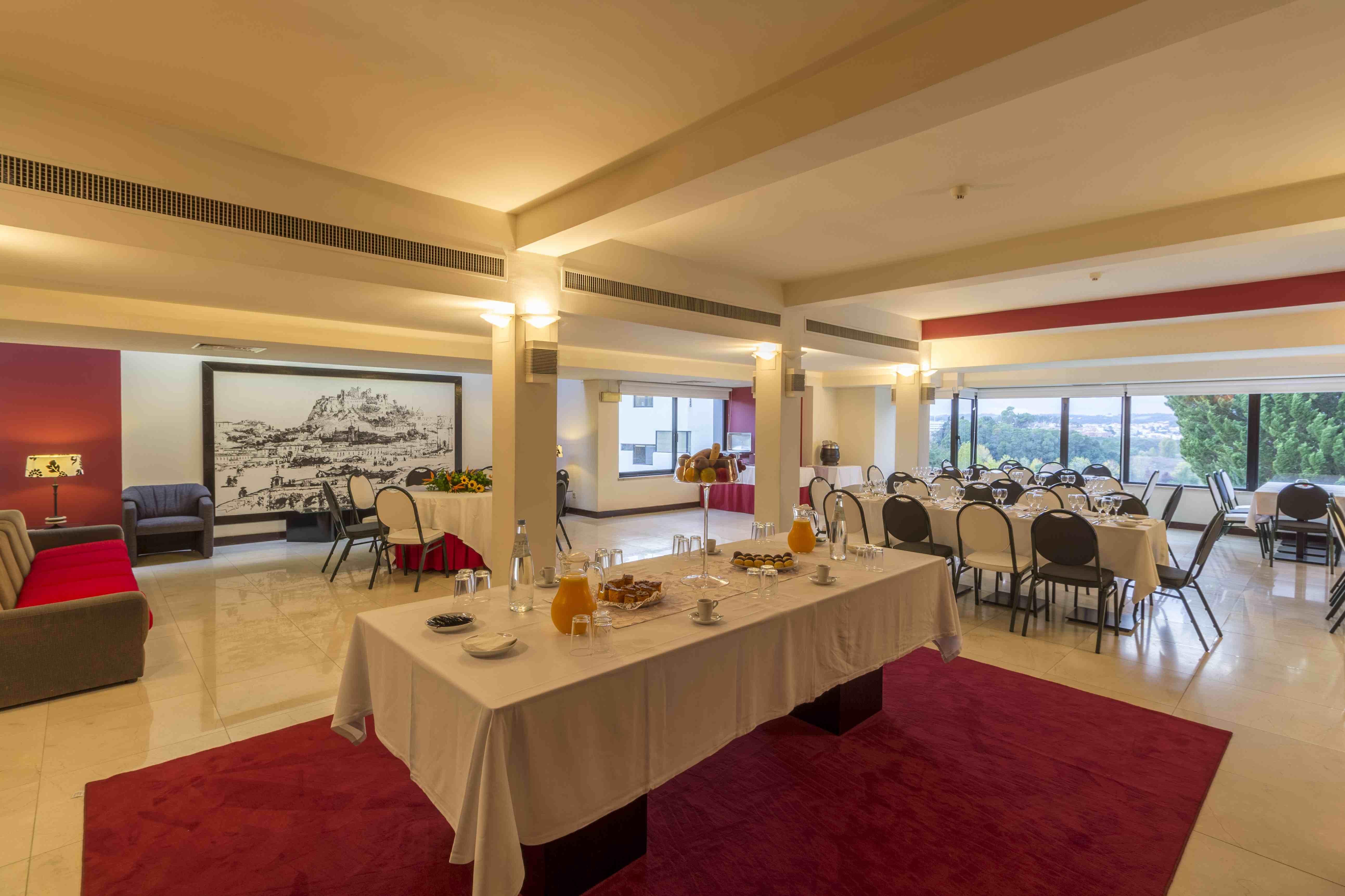 Hotel Eurosol Leiria & Jardim Экстерьер фото