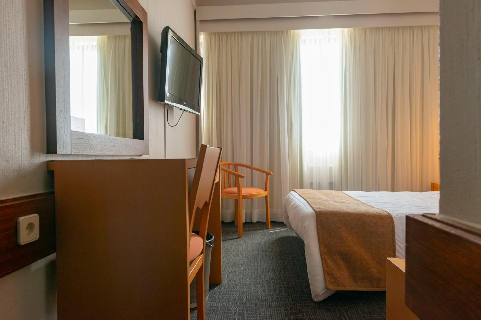 Hotel Eurosol Leiria & Jardim Экстерьер фото