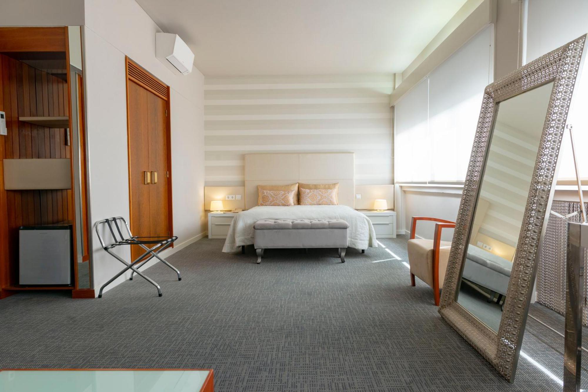 Hotel Eurosol Leiria & Jardim Экстерьер фото
